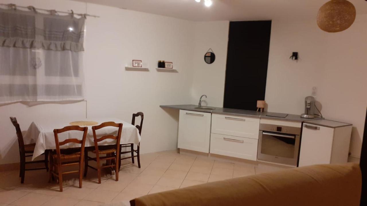 Studio Au Coeur De ลาโยล ภายนอก รูปภาพ